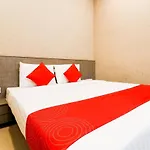 Oyo Flagship 62835 Oriental Rooms And Banquet Madh Church
